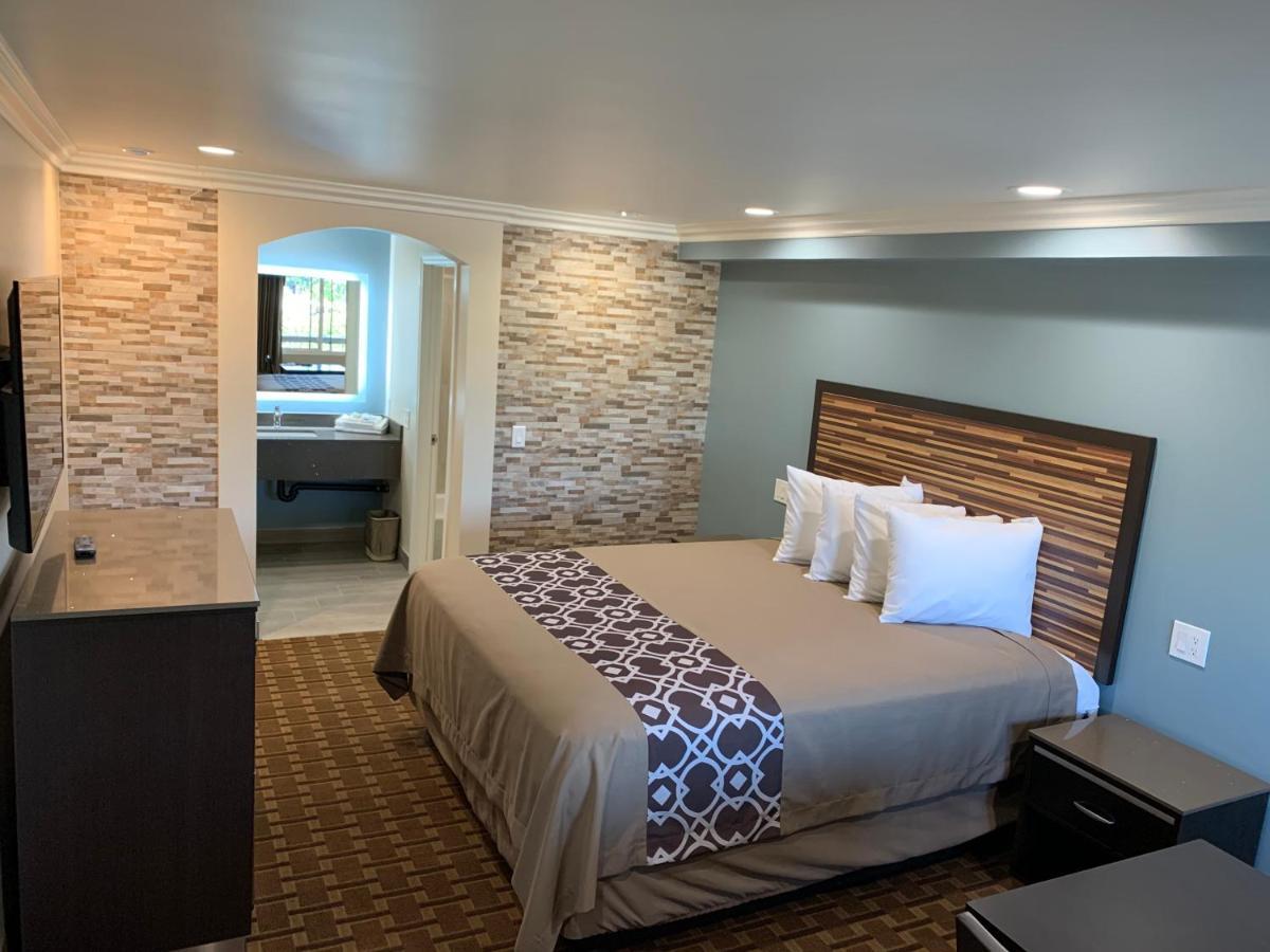 Industry Inn & Suites La Puente Eksteriør billede