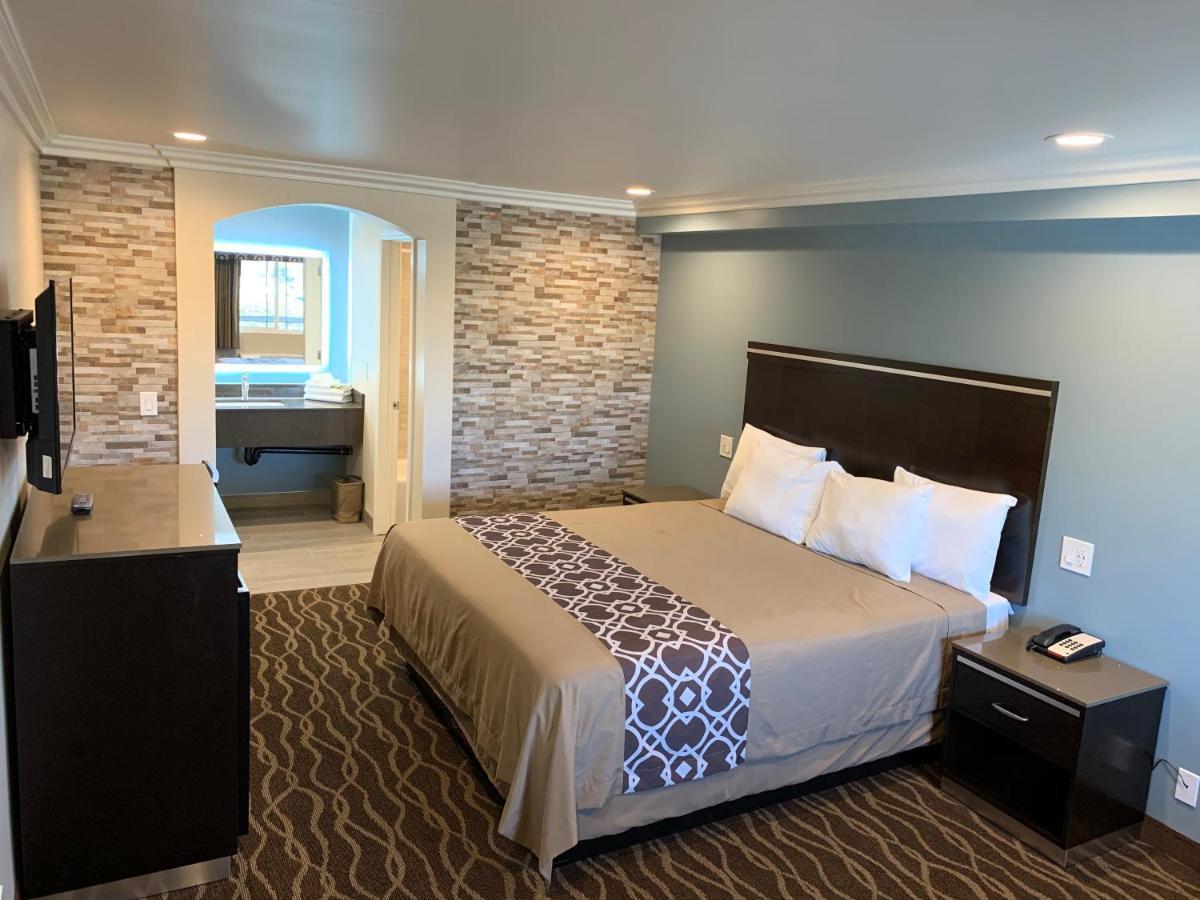 Industry Inn & Suites La Puente Eksteriør billede