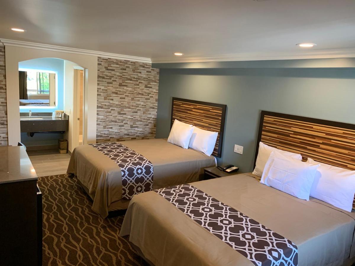 Industry Inn & Suites La Puente Eksteriør billede